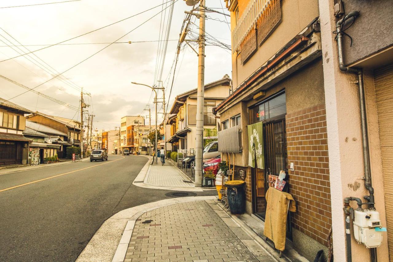 Nostalgic Guesthouse For 1 To 3 Females Or A Group Of 4 People Or More Kyoto Buitenkant foto